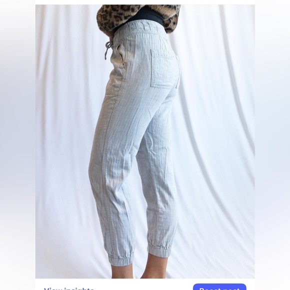 Gap Joggers - Picture 3 of 6